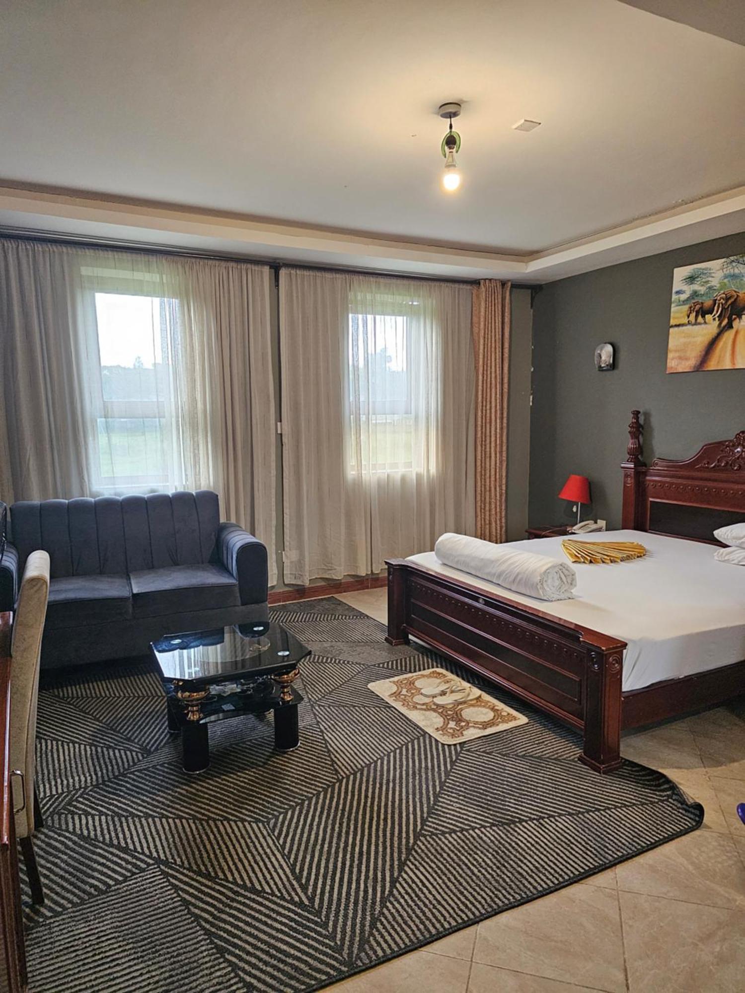 ארושה Lush Garden Hotel מראה חיצוני תמונה