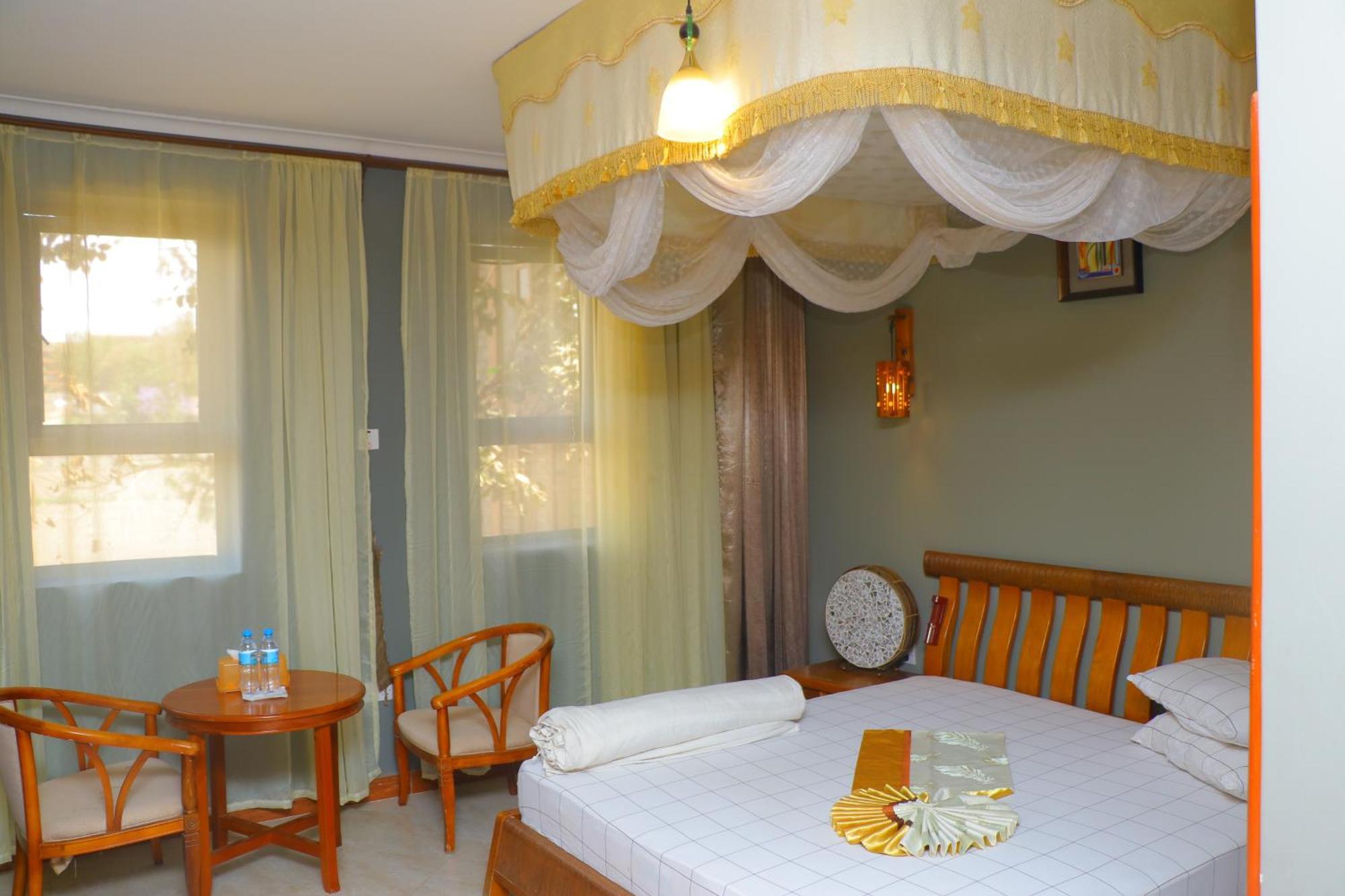ארושה Lush Garden Hotel מראה חיצוני תמונה