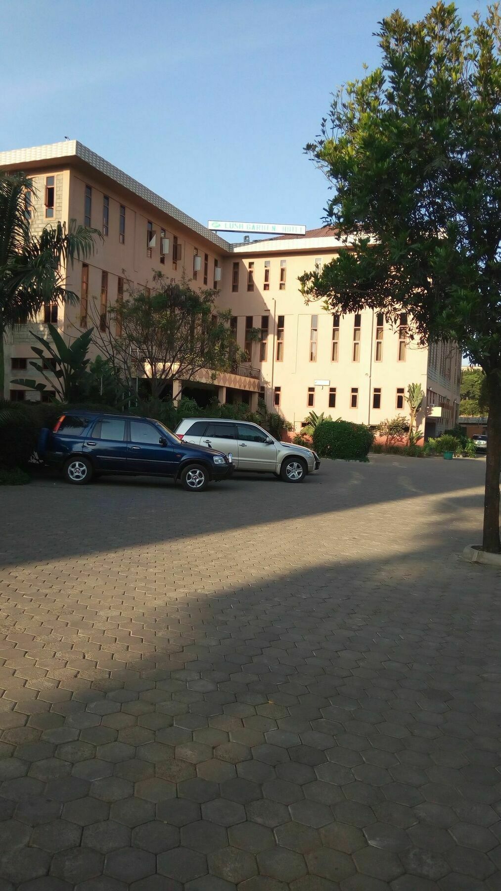 ארושה Lush Garden Hotel מראה חיצוני תמונה