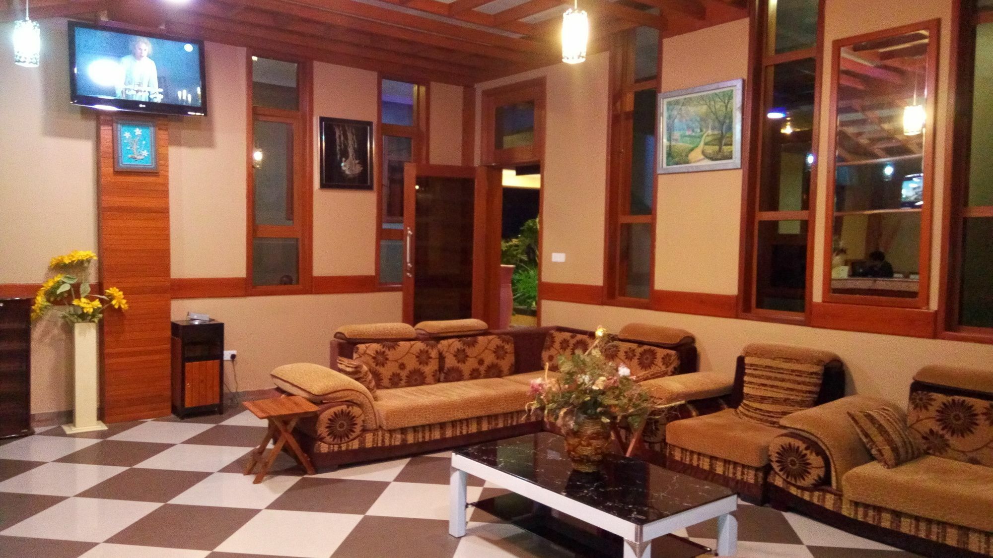 ארושה Lush Garden Hotel מראה חיצוני תמונה